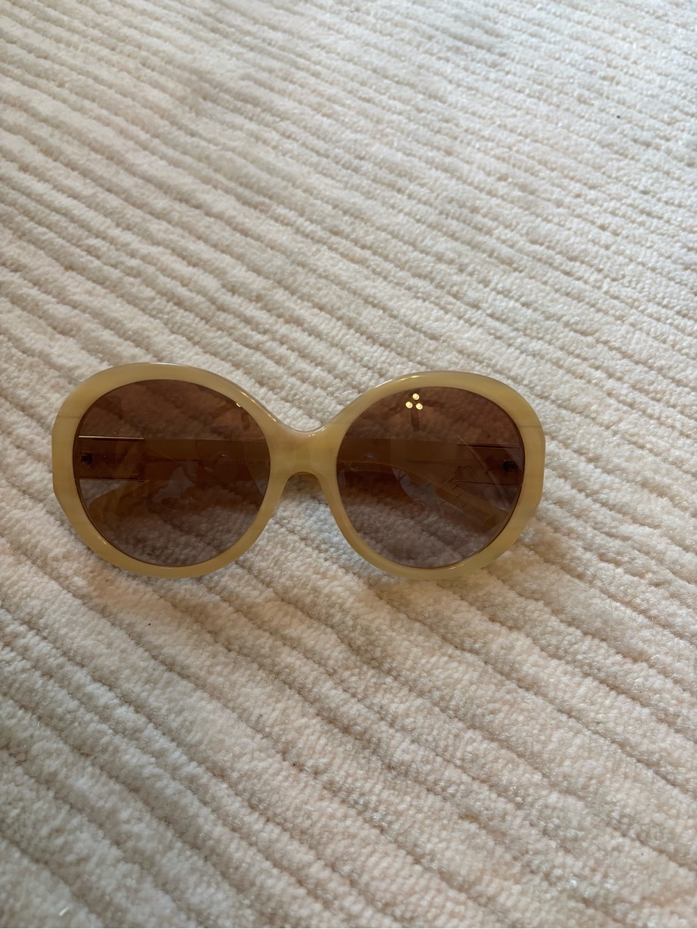 Tory Burch Round Oversized Women's Sunglasses in Cream, Case Included